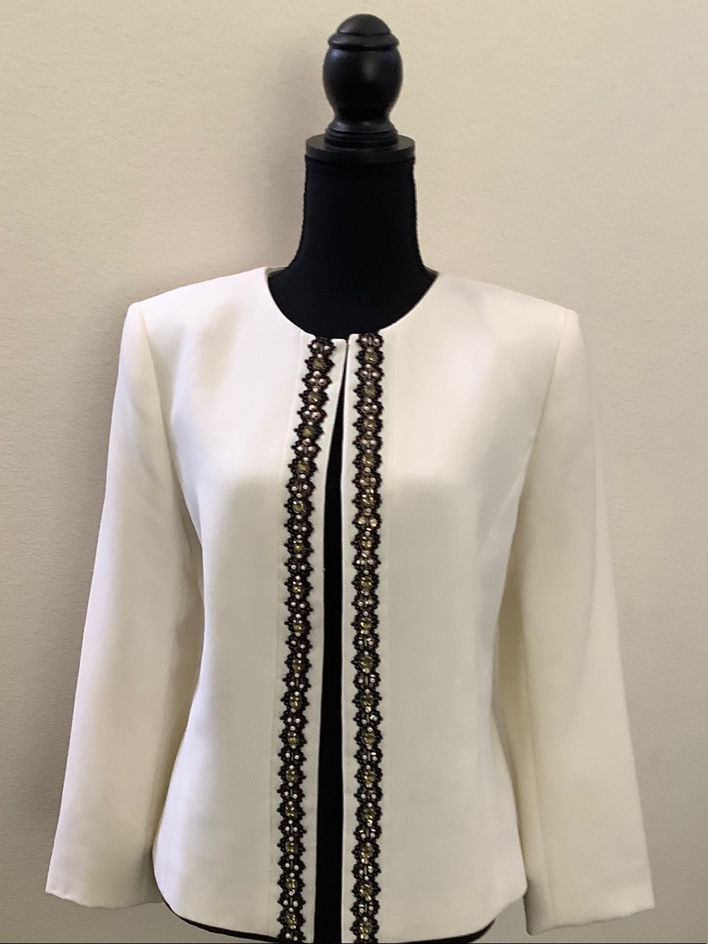 Tahari Ivory Open-Front Blazer with Black Lace Trim